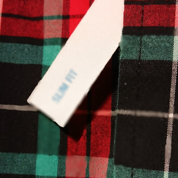 Old Navy NWT Men's XL Slim Fit Button Down Collared Shirt, Red & Green Plaid - Picture 6 of 9